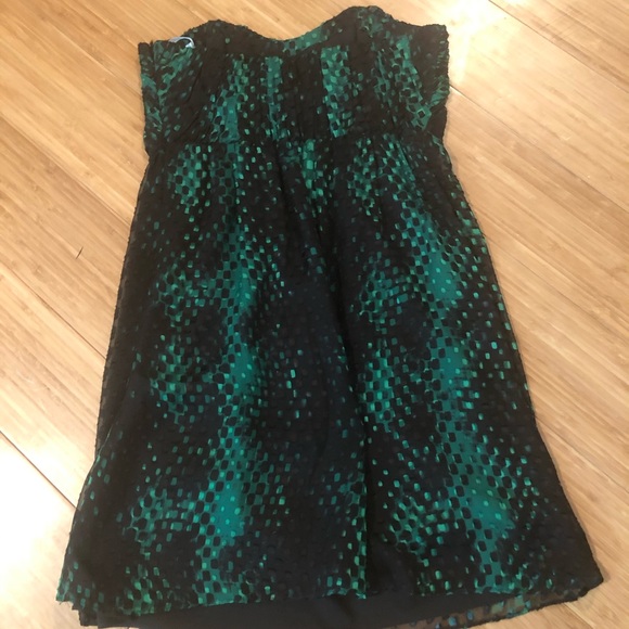 Alice&Trixie Strapless cocktail dress. - Picture 2 of 2